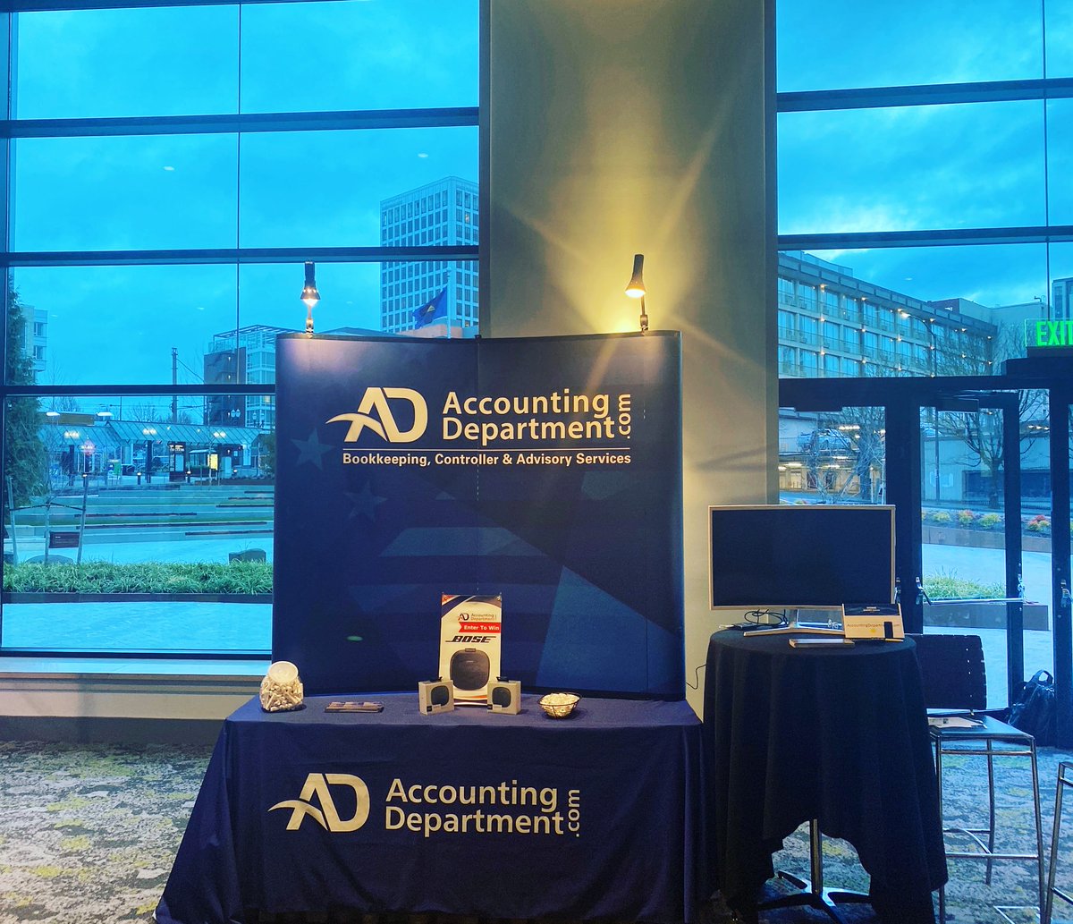 AccountingDept's tweet photo. Good morning #VistageExecSummit Portland. We're setting up for a great show today - it's extra special because we're #celebrating 16 years since our founding! Co-founder Bill Gerber is on-site for a lunch breakout so be sure to wish him a #happyanniversary.
#meetadc #est2004 https://t.co/Ut2hrAkBRr
