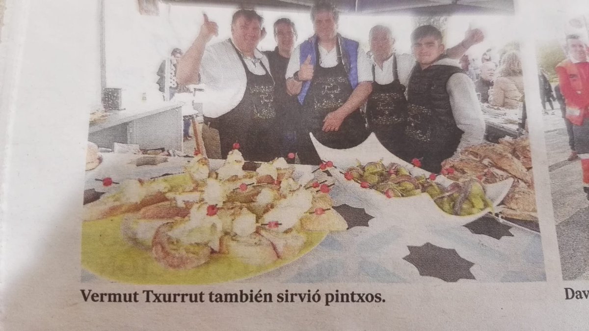 Presentes ayer en la edición impresa del DEIA con motivo de la feria Txerriki Eguna 🐷 
✍️buff.ly/39nUD68

#txerrikiazoka #feriachacineria #deia #txurrutvermut
