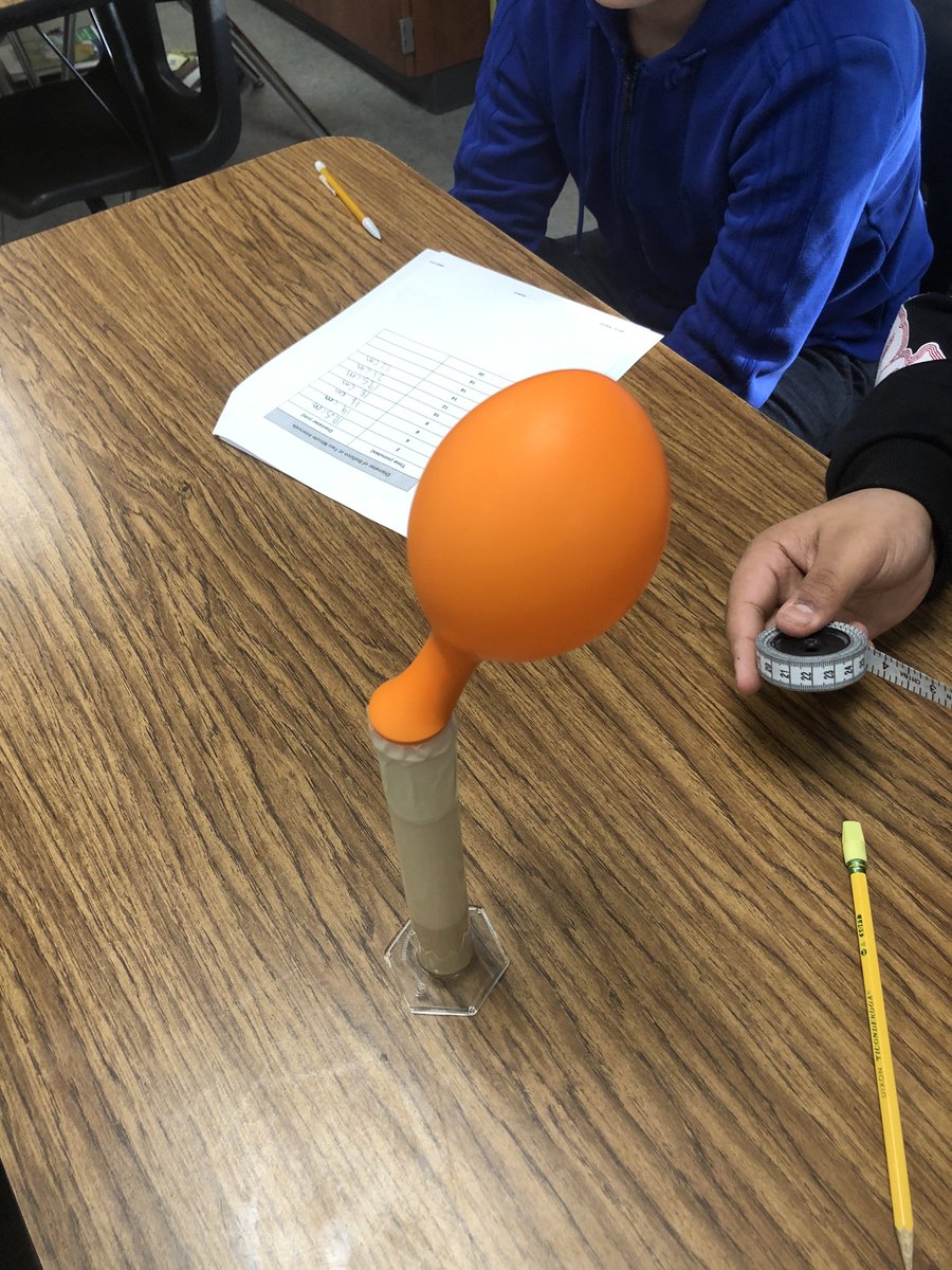 eva_van911's tweet photo. #FWCSShoutout to Jefferson Middle School Science teachers for doing engaging science investigations - Michelle Miller, Annette Andersen and Suzanne Brooks-Jones https://t.co/uCOFifT7Cc