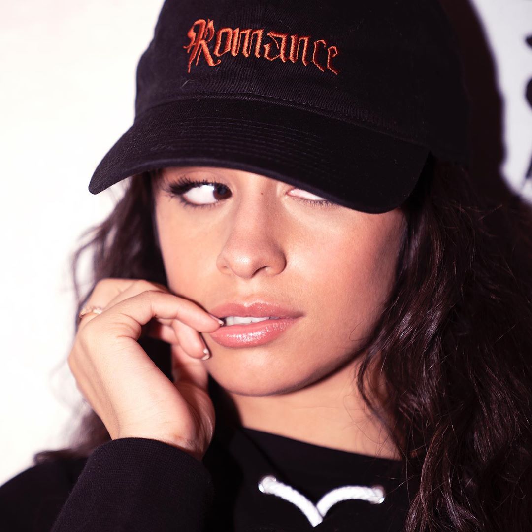 Camren_LatinOf's tweet photo. Hace 23 años, nació uno de mis hilos rojos y hoy es uno de los amores de mi vida 🙊 #HappyBirthdayCamila https://t.co/M4fvLQy34Y