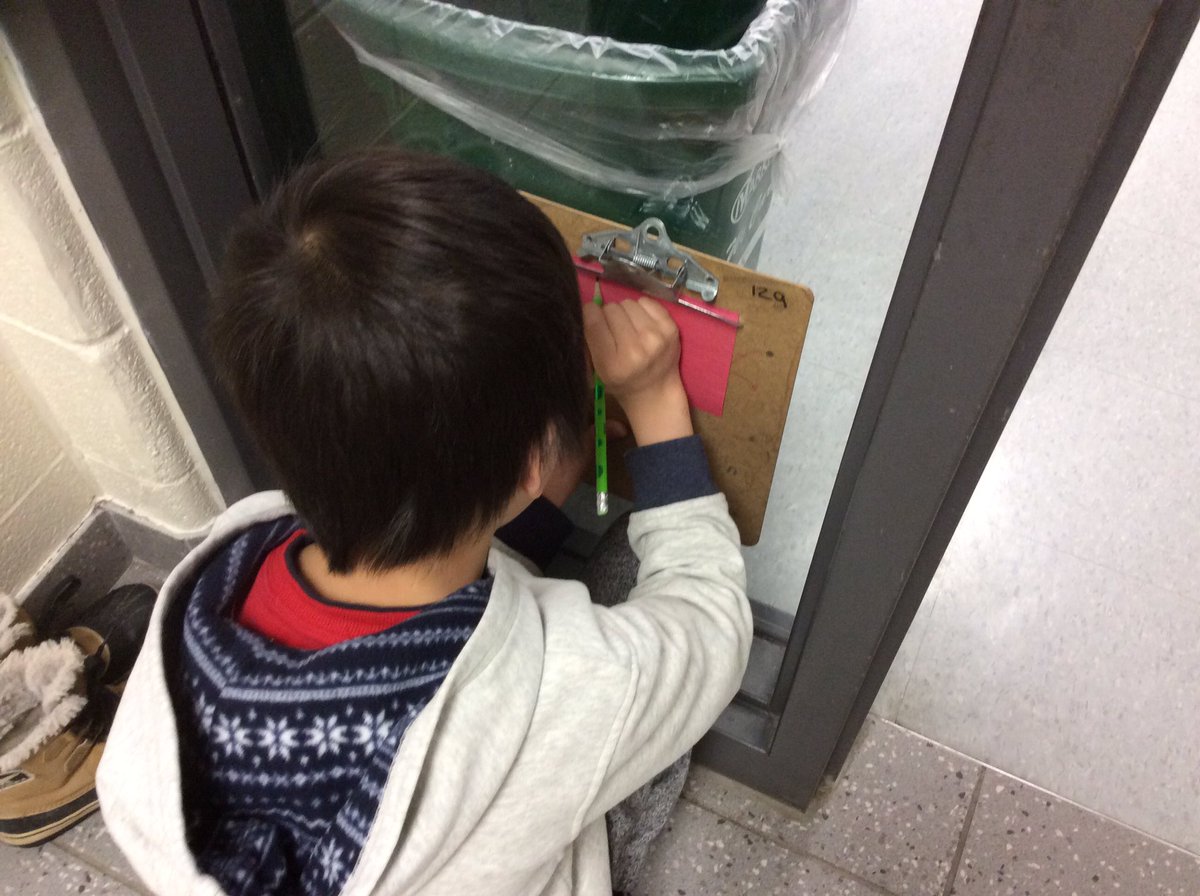 Ms_CatherineLee's tweet photo. Gr.2/3s trying to keep their geometry riddles a secret. @faircloughps #yrdsbmath https://t.co/ymBl0fcPvb
