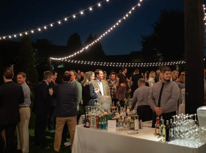 StitelyMusic's tweet photo. @StitelyMusic has the talent and experience to #entertain your guests all night long at your next corporate event. Check out this beautiful outdoor #corporateevent the #Stitely team got to be apart of at the Chicago Botanic Garden in the photos below.
Photos by: @chicagobotanic https://t.co/ydPkzppqyD