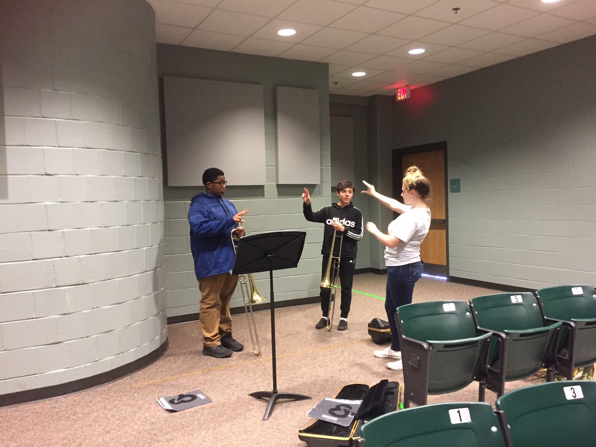 HSMSBands's tweet photo. The UNCG Horn studio, under the direction of Dr. Abigail Pack, came to HSMS to perform and work with our students!  @HollyShelterMS @NhcsArts https://t.co/L8jNjmU7qb