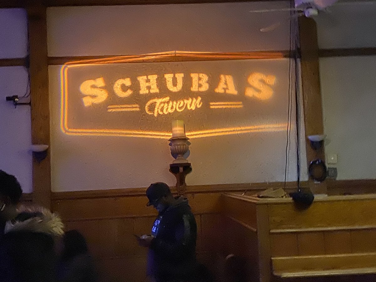 _flowsfordays's tweet photo. Last night’s show at Schubas was epic. So many great performances. Big thanks to @AusarMusic and @KiralyPayne - I’ve written and worked with them for so many years and finally met them. I watched soundcheck and hit the green room too. They’re great guys and great performers. https://t.co/VOLJJZliaL