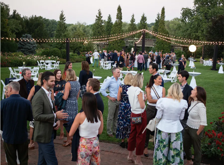 StitelyMusic's tweet photo. @StitelyMusic has the talent and experience to #entertain your guests all night long at your next corporate event. Check out this beautiful outdoor #corporateevent the #Stitely team got to be apart of at the Chicago Botanic Garden in the photos below.
Photos by: @chicagobotanic https://t.co/ydPkzppqyD