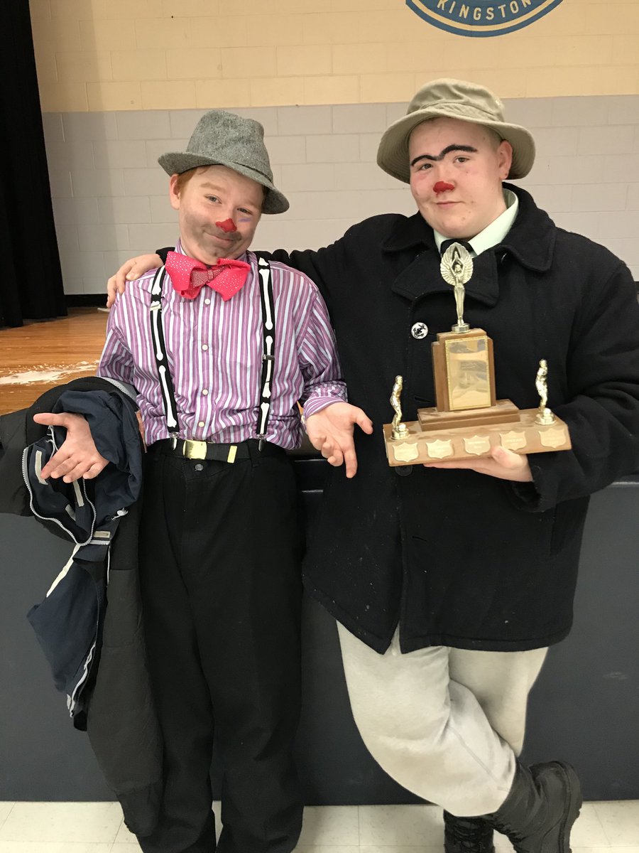 Welborne_LDSB's tweet photo. Congratulations to the Inaugural Welborne “Clown-Off” Champions. Sights set on first place, they went straight for the juggler, and felt the trophy at the end was a very nice jester. ;) https://t.co/uNVtpxyaYR