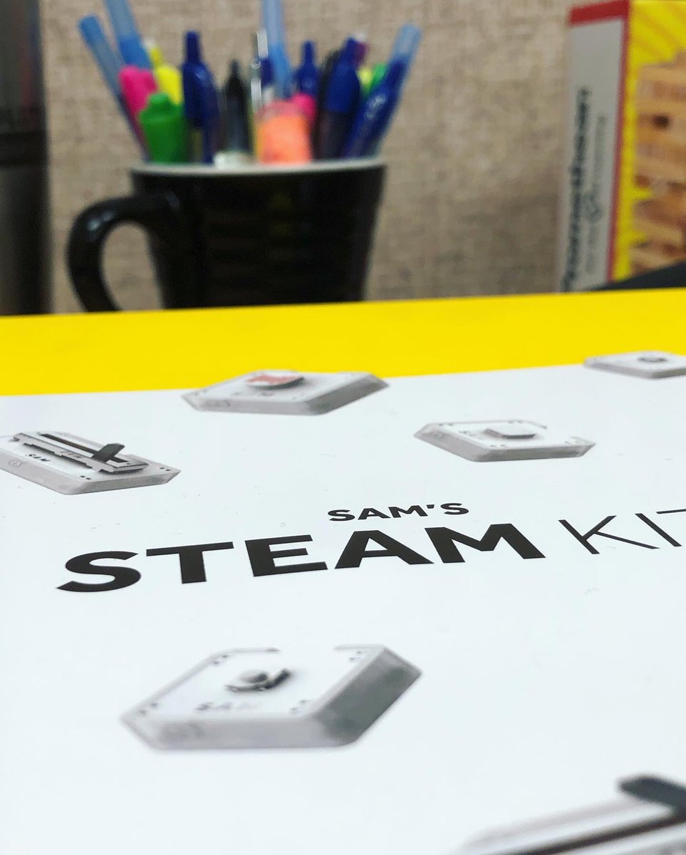 AXIEDU's tweet photo. We want to give 🍀 ONE lucky teacher 🍀 a @SAMLabs STEAM KIT to get you going full #STEAM ahead in your classroom or extracurricular club! How to win: Reply to this tweet with the hashtag #AXISTEAM and tell us about your favorite STEM/STEAM experiment/activity you’ve done! https://t.co/0ocvvME2ND