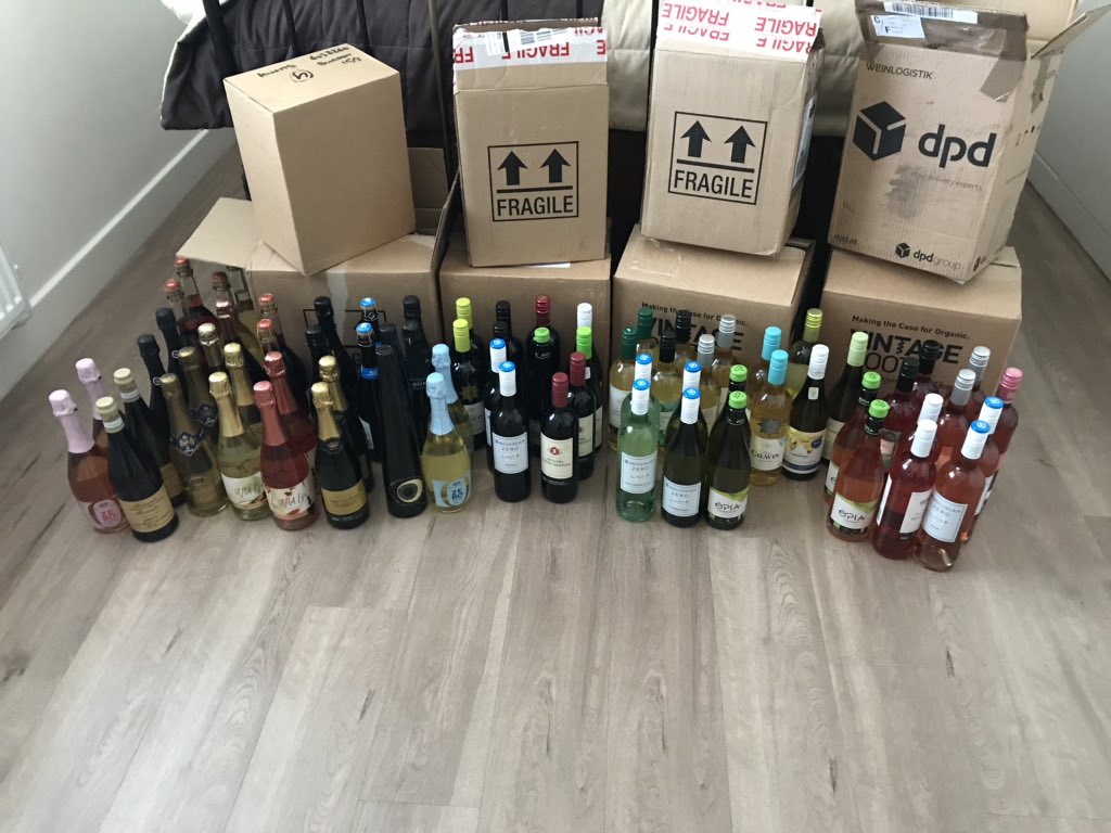 Some of the wines for my No/Low Alc Wine Tasting tmro. If you’re looking for a decent low or no alcohol wine, come and taste 40/50, score your favs & find out where to buy them. The largest consumer tasting for this category, DM for last spaces. #NoLowAlcohol  #MindfulDrinking
