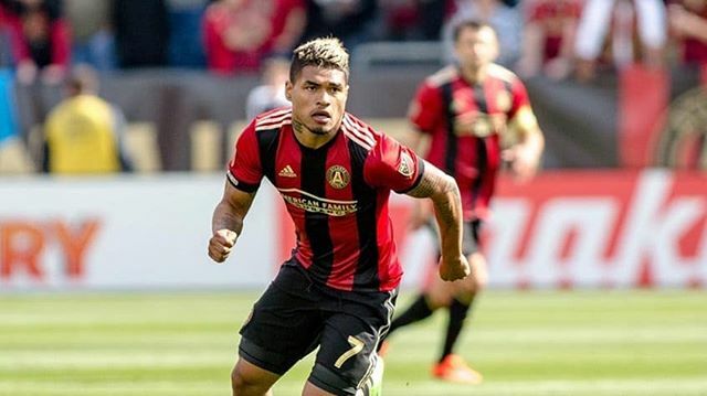 TV_COL's tweet photo. JOSEF MAETÍNEZ SE LESIONA Y TEBDRÁ QUE SER OPERADO
.
El jugador criollo, Josef Martínez, sufrió un desgarro del ligamento cruzado anterior de la rodilla derecha por lo que va ser sometido a una cirugía en una fecha que no ha sido determinada para posteriormente empezar el pr… https://t.co/dtroMQZjeF