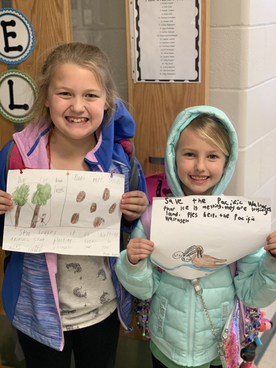 JoleneMoeser's tweet photo. @MissSteimelDUE 2nd Graders pay attention to their spelling when creating posters to save the animals. #tcrwp #duelearns https://t.co/drbybk7MZw