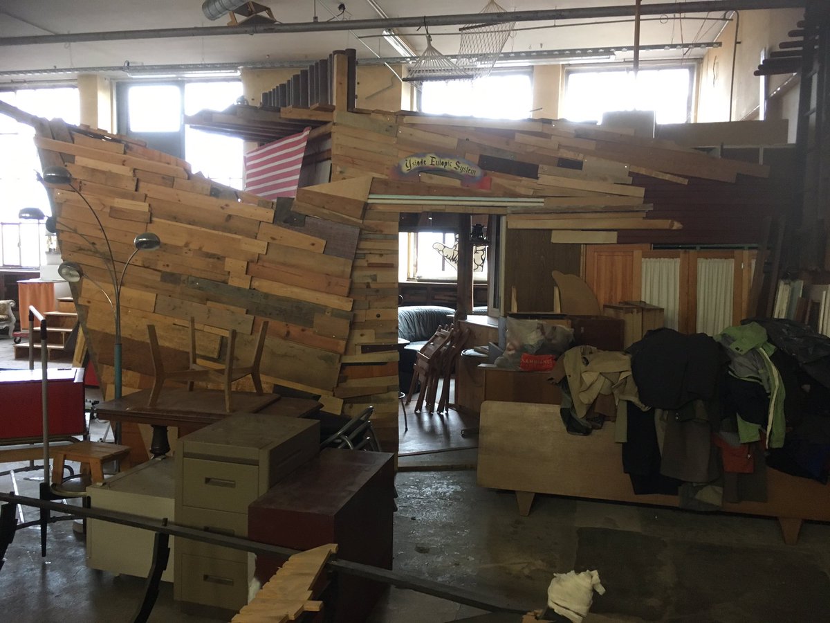 aurelienferry's tweet photo. Visite des ateliers d’artistes @motoco_mulhouse après l’#EqualityLab Vraiment un plaisir de les rencontrer en plein travaux @LeCnamGE https://t.co/Td2nLWjoaV