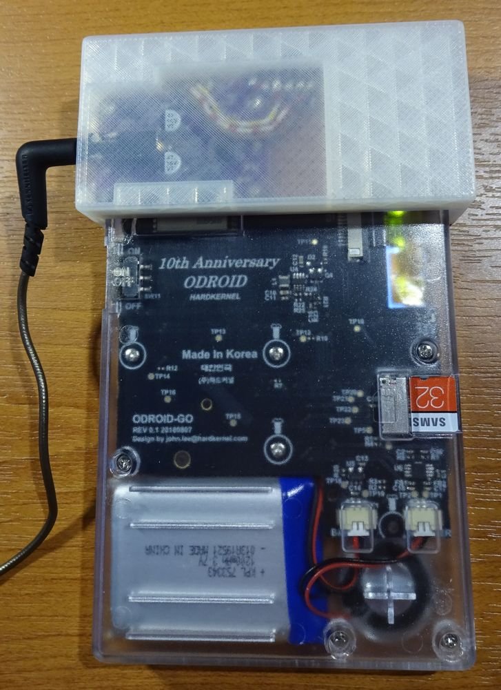 Dr_Cool's tweet photo. Update:
Kopfhöreranschluss für den Odroid-Go nachrüsten
+3D-gedrucktes Gehäuse
--> https://t.co/u0VKF5jLyG
#Expressif #ESP32 #ESP #GPIO #Lochraster #Platine #3Dprinting #Elektronik #Maker #DIY #Microcontroller #Anleitung #Tutorial #OdroidGo #Spielekonsole #Retro #I2S #DAC https://t.co/e0B5Oj9ACR