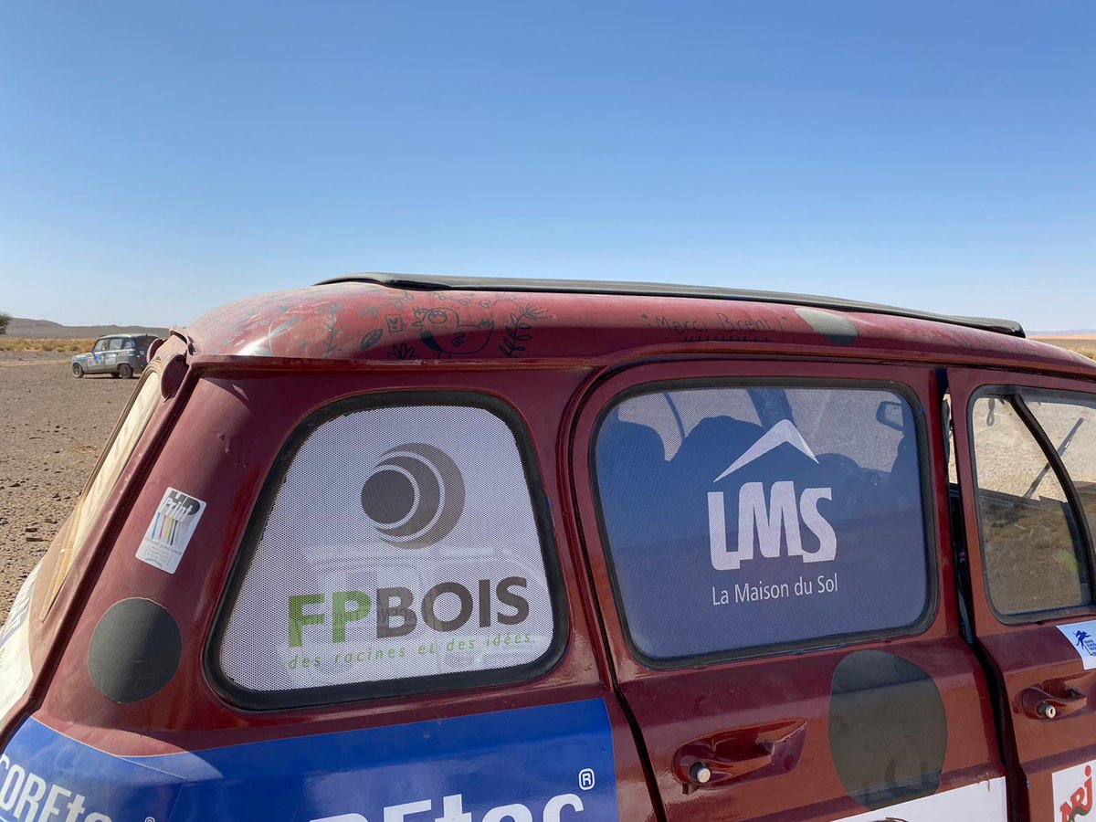 FPBois's tweet photo. Actuellement 200ème sur 1200, notre équipage se porte bien ! 

#4Ltrophy #course #4L https://t.co/phHoVrJFKg