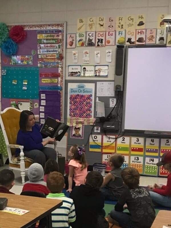 RoseBudRamblers's tweet photo. A big shout out to all our mystery readers who helped elementary students celebrate Read Across America Day! Our community always shows up for us, and we are so grateful they do! #mysterreaderrockstars https://t.co/Q5hS2Utx8O