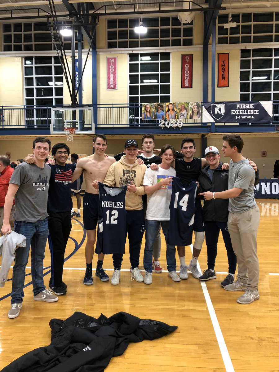athelectricity's tweet photo. ATH support the varsity hoopers. Good luck to these boys ballin out at Loomis tomorrow!!! #gritty #wehaverocky https://t.co/u75sQB438F