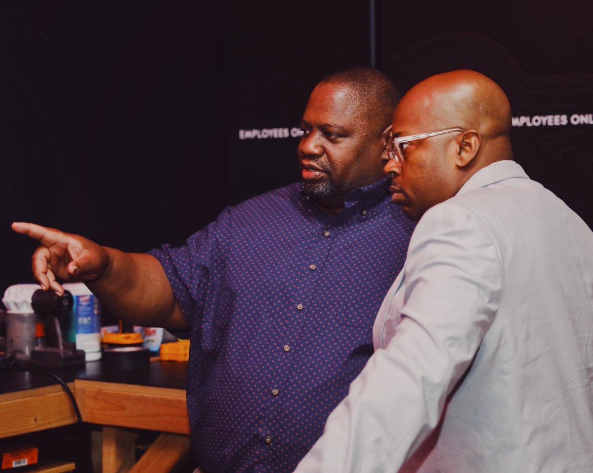 MartiniShotChi's tweet photo. Show of hands ✋✋✋, who’s coming to The Martini Shot! mixer tomorrow?? The first 125 guests will receive a free drink on us! RSVP today: https://t.co/qHyYoaEUb7

#chicago #martinishotchi #martinishot #martinishotchicago #magnanimous2020 #gomagnanimous #filmcrew https://t.co/BAqjDm00Ju