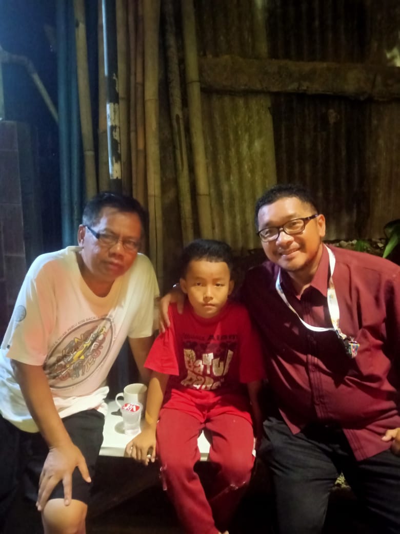 Telah ditemukan ,seorang anak  bernama Aliando  pengakuan tinggal di Depok Lama Pancoran Mas. Ayah Dewa dan Ibu Betti ( sudah meninggal) infonya diasuh Keluarga ibunya Novan ) di Cipulir ..alamat tidak jelas. Saat ini di Rumah Bp Sugeng RT 006 RW 06 Cipulir.
<a href="/RadioElshinta/">Radio Elshinta</a>