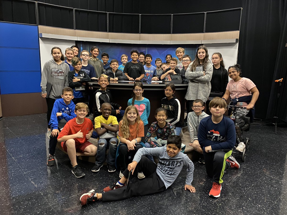 MrsBaileyGT's tweet photo. Today we are touring @TECCeast with @mrclaten to learn about options for high school! @lisdgt #TCRoars https://t.co/AwGawcxmZ4