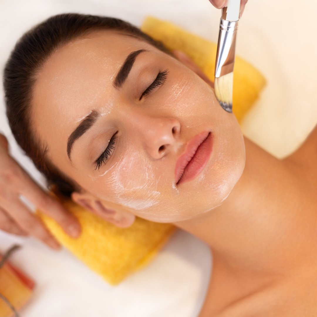 BodiMedic's tweet photo. 24 Karot Gold Mask Treatment
This rich mask is infused with pure 24 Karat gold mask helps firm, lift, brighten, and calm the appearance of aging skin.
Book Appointment Now - https://t.co/Hy21Ha4daa
#CoolContouring #coolsculpting https://t.co/5Kube7t0EK
