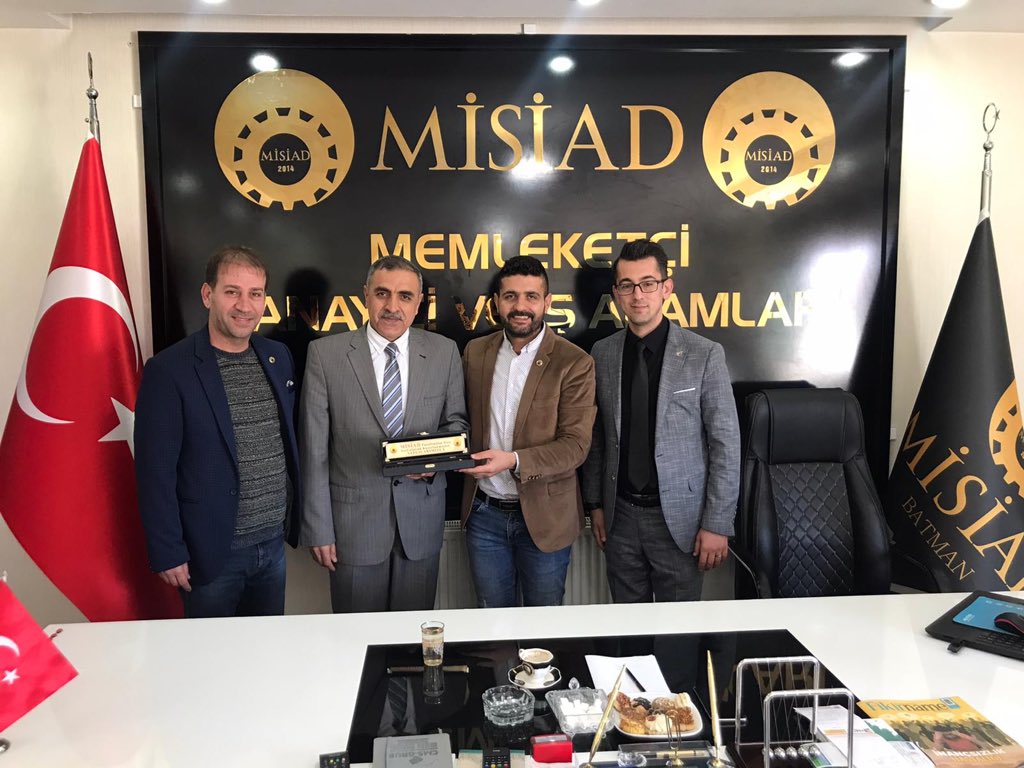 GENÇLİK VE SPOR İL MÜDÜRÜMÜZ SAYIN <a href="/safi_ozperk/">Mehmet Şafi Özperk</a> İL BASKANİMİZ SAYIN <a href="/hisretoglu/">NAMET HİSRETOGLU</a> NU DERNEĞİMİZDE ZİYARET ETTİLER TEŞEKKÜR EDERİZ