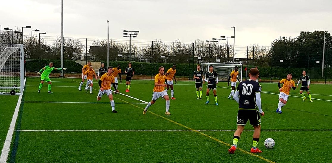 #YellowSport Garon Park stages Blues under 23 clash with Bristol Rovers <a href="/SUFCRootsHall/">Southend United FC</a> <a href="/Official_BRFC/">Bristol Rovers</a> <a href="/OSFC_FND/">Old Southendian</a> <a href="/OSFCReserves/">Old Southendian Reserves</a> <a href="/eofl/">eofl</a> <a href="/GaronPark3G/">Garon Park 3G</a>  #SOUvBRI #GaronPark #Football #SUFC ⚽️📰🏟️🏆🦐 yellowad.co.uk/garon-park-sta…