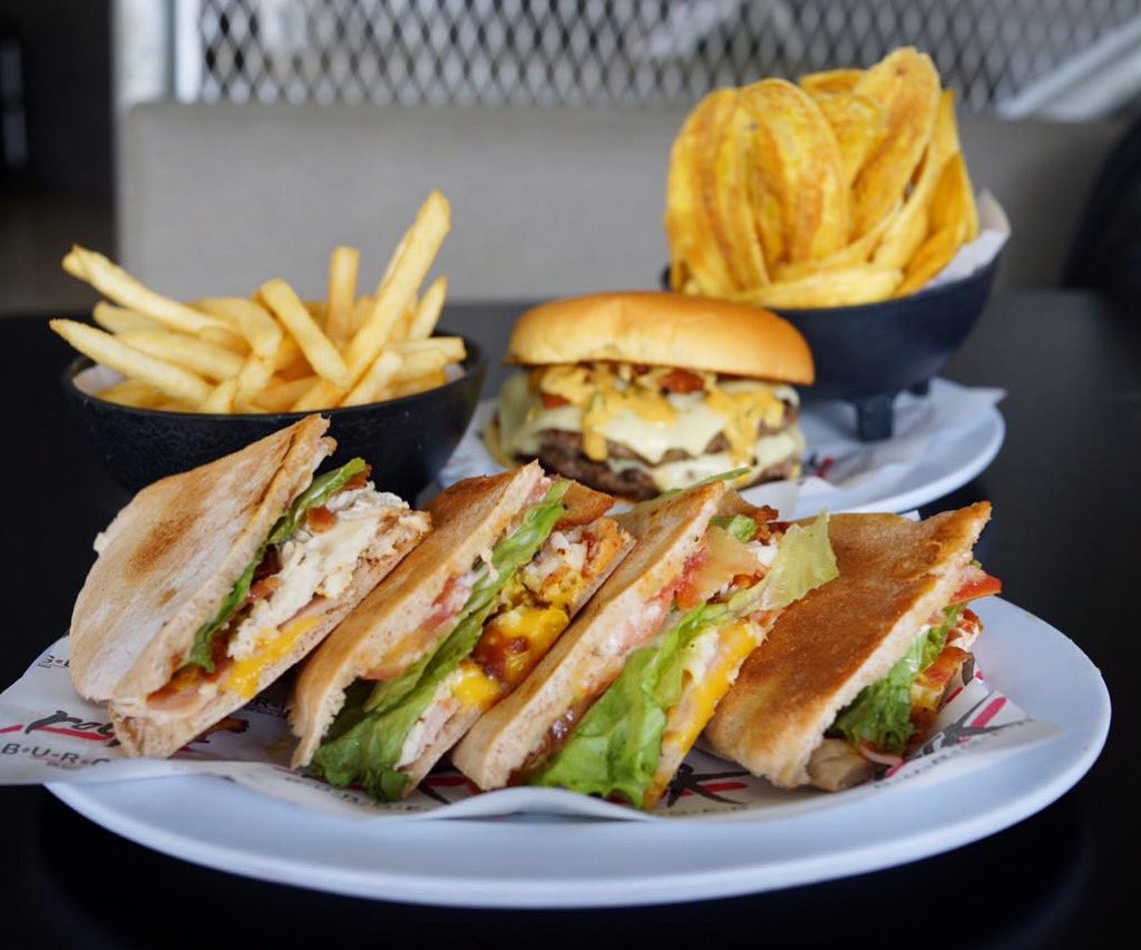 Burgers &amp; Sandwiches @rockburgerpma