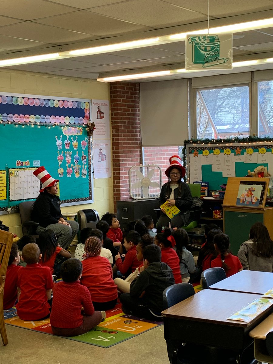 RdgMuhlCTC's tweet photo. Our NTHS students celebrated Dr. Seuss' birthday by sharing their love of reading with students from local elementary schools. Thank you Muhlenberg Elementary Center and 12th & Marion for having us! #RMCTC https://t.co/yXSnZmxHRZ