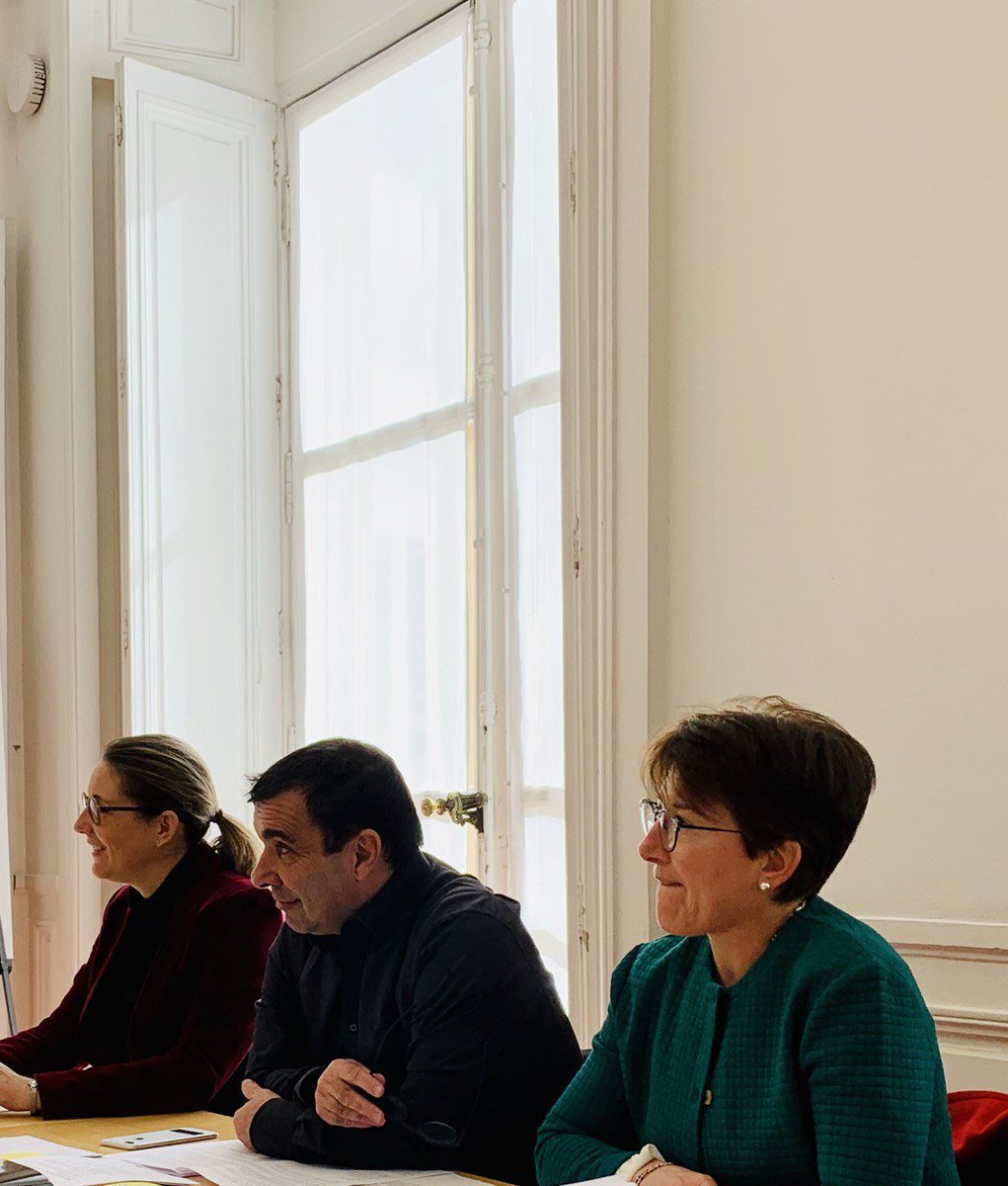 B_BessotBallot's tweet photo. 👥Riche première session de travail de la #MINitrites avec @ANIA_FRANCE et @FICT_FRANCE:
🔵Rôle des #nitrites ds l’#alimentation
🔵Impact sur la #santé
🔵Evolut° de la demande du #consommateur🔄évolut° des méthodes de prod°
🔵Les #alternatives &amp; la créat° de gammes sans nitrite. https://t.co/HOM2B125tx