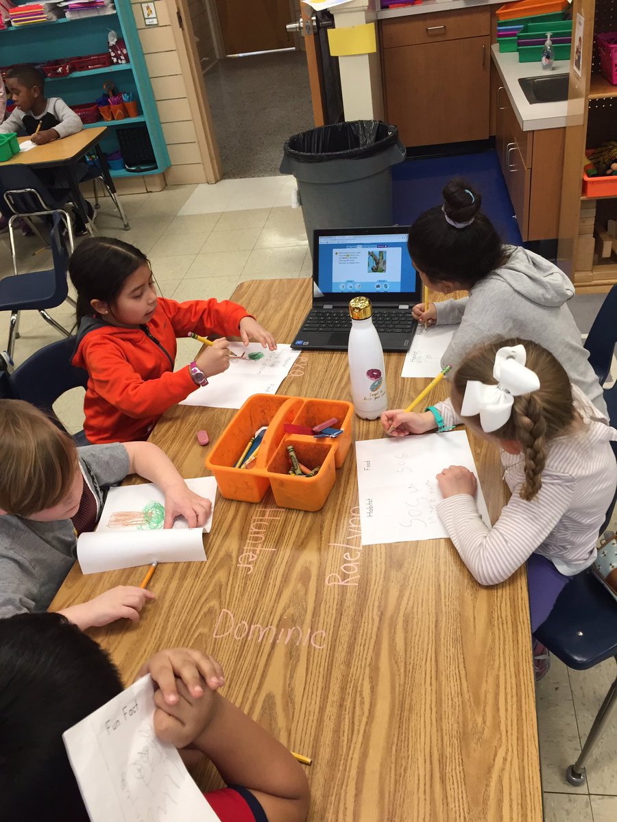 Adrienne Ross tweet media