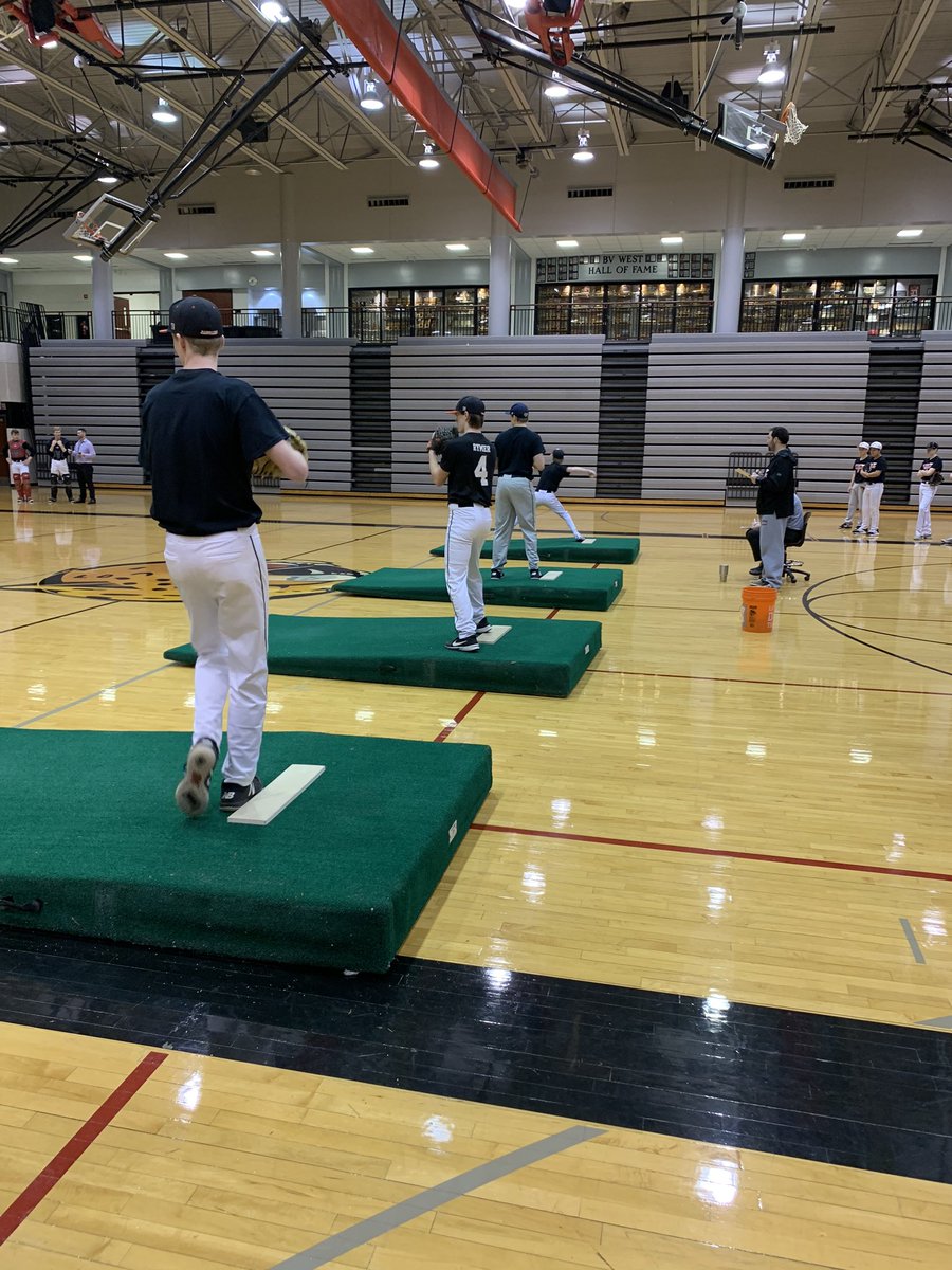 BvwBaseball31's tweet photo. Day 2. We have some you guys that can bring it! 🔥⛵️ https://t.co/lTwgCeW8nr