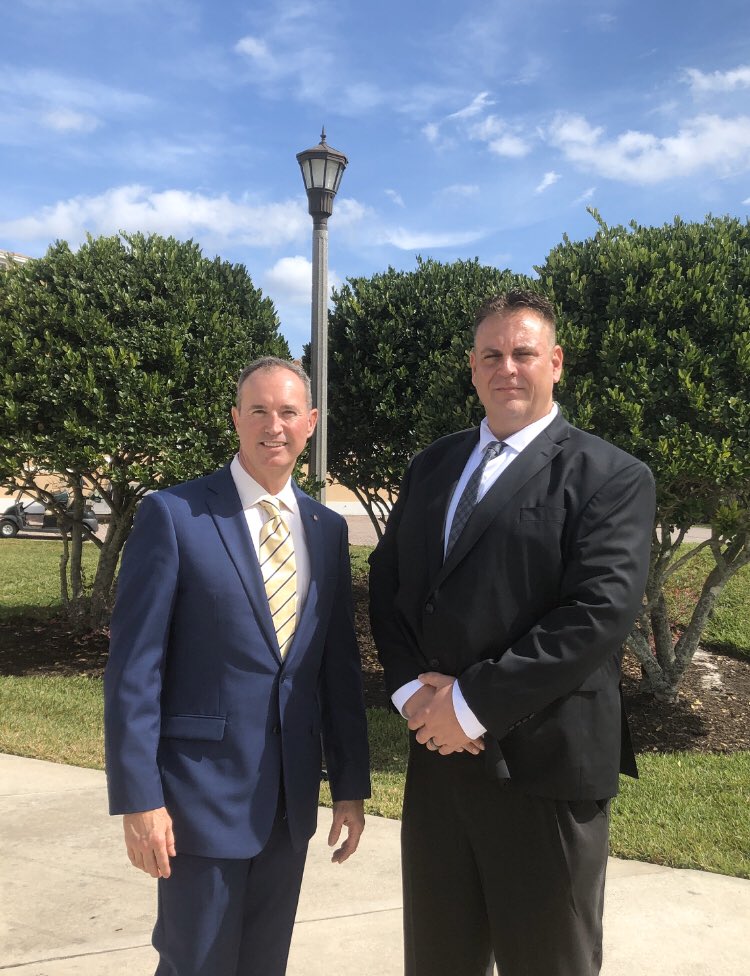 Congratulations to our newest MIP partner, Naples ORS Shayne Lewis! Enjoy your day. #MIP #UPS  #NewPartners #Southwest0740 @FloridaUPSers <a href="/NaplesUps/">UPS Naples 🇺🇸</a>