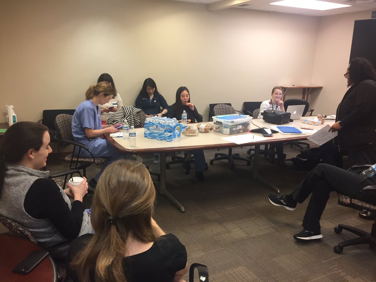 Residents &amp; fellows of @VUMCGME, medical students from <a href="/VUmedicine/">Vanderbilt School of Medicine</a> and @vumcnursing pitching in for the <a href="/VUMChealth/">Vanderbilt Health</a> emergency labor pool to make up shortages from the Nashville tornado! Go #TeamVUMC 

@KylaTerhune @DrJohnMcP @VUMCMedicineRes @vumcpedsres @VUMCSurgRes <a href="/theobacn/">Cecelia Theobald, MD MPH FACP (she/her)</a>