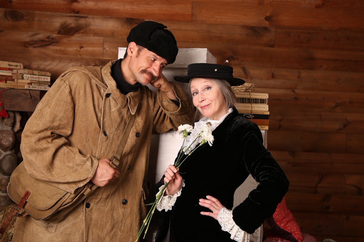 Mir_Fantastiki's tweet image. Кроссовер, который мы заслужили — почтальон Печкин и старуха Шапокляк. Трудно себе представить пару в возрасте лучше.

На фото: Дмитрий Сидоркевич и Марина Бадьянова. Фотограф: Татьяна Доколина.