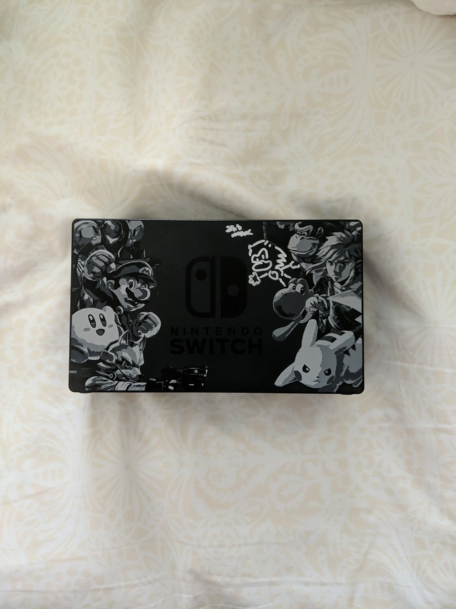 xChaufun's tweet photo. Was a pleasure meeting @BobWulff from @TheWulffDen at PAX. Thank you for the sonic addition, and for signing my Dock; and not my dog 😂
#TheWulffDen #PAXEast2020 #SmashBrosUltimate #Sonic https://t.co/tC5LOQSHX5
