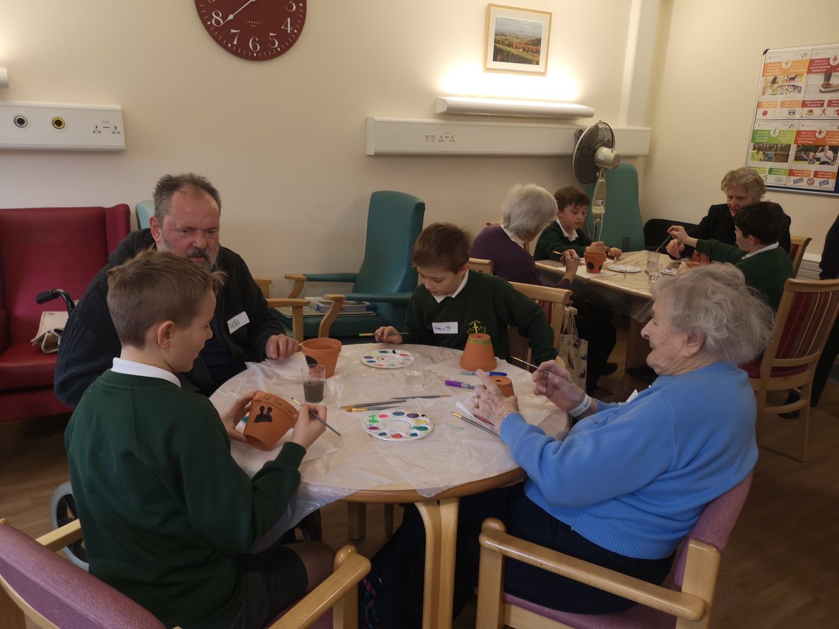 OwlsAcorns's tweet photo. Thank you @osbastonciw for a lovely morning at monnowvale. Spring is in the air 💐🌻🌼 https://t.co/WeEuE0Abth