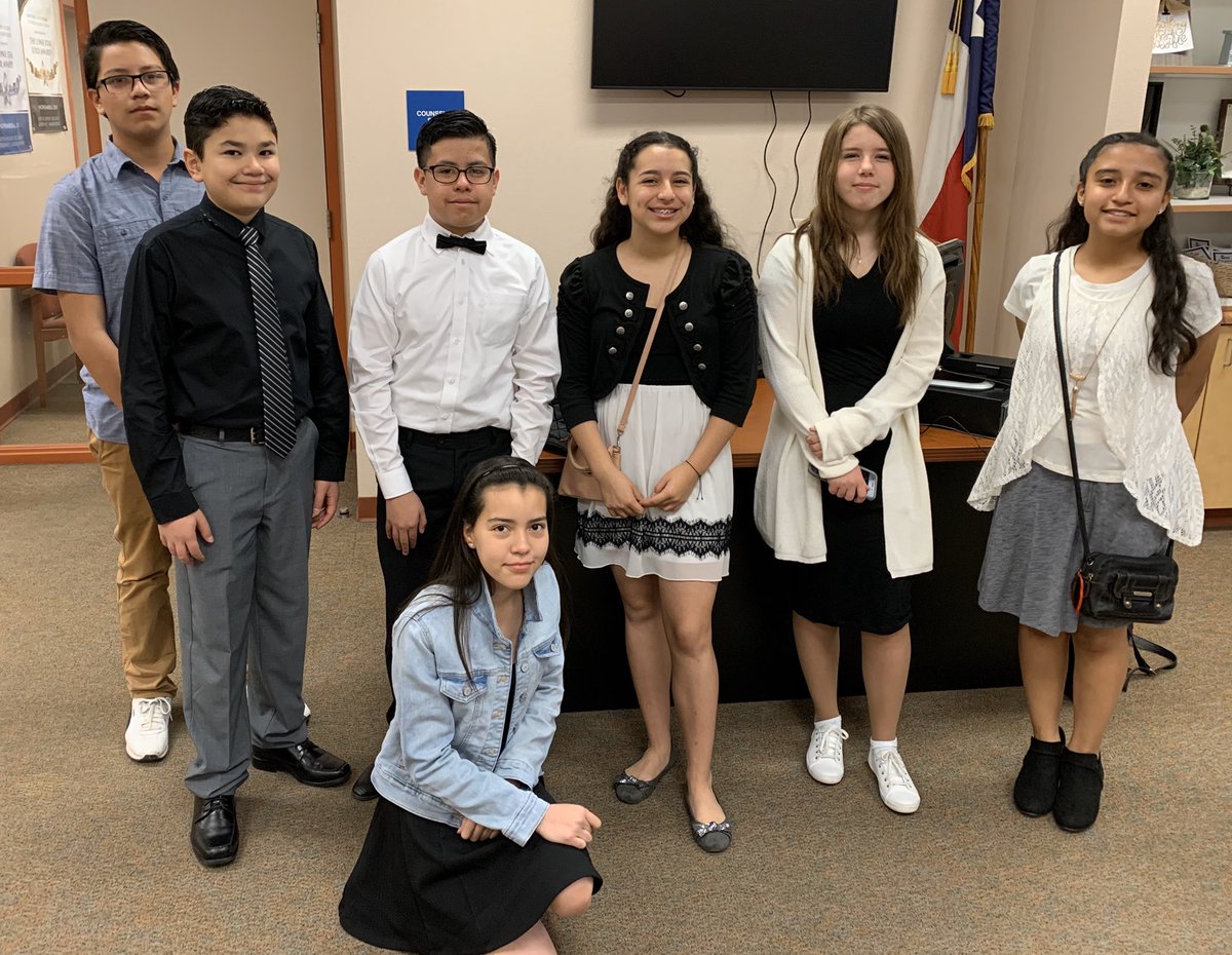 liturriaga_HMS's tweet photo. Day 2 of TSA competition. Here we go! Go Cavs! @Hernando_MS @AGallego_HMS #TeamSISD #Cavstakeflight #CavTech https://t.co/SrJN67ulId