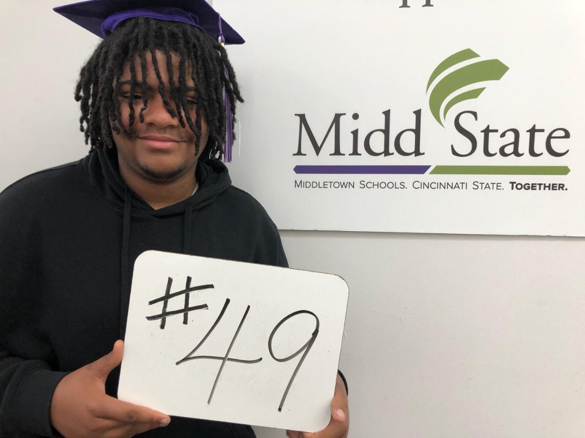 MVPMiddies's tweet photo. CONGRATULATIONS TO MIDD STATE'S NEWEST 2020 GRADUATE, KOBE SILLS!! (#49) and JUNIOR GRAD (#3)!!
#MiddieRising
#KobeIsRising
#MiddStateGraduate
#JuniorGrad

@MMSMiddies
@MHSMiddieTweets https://t.co/rmxUgANTrs