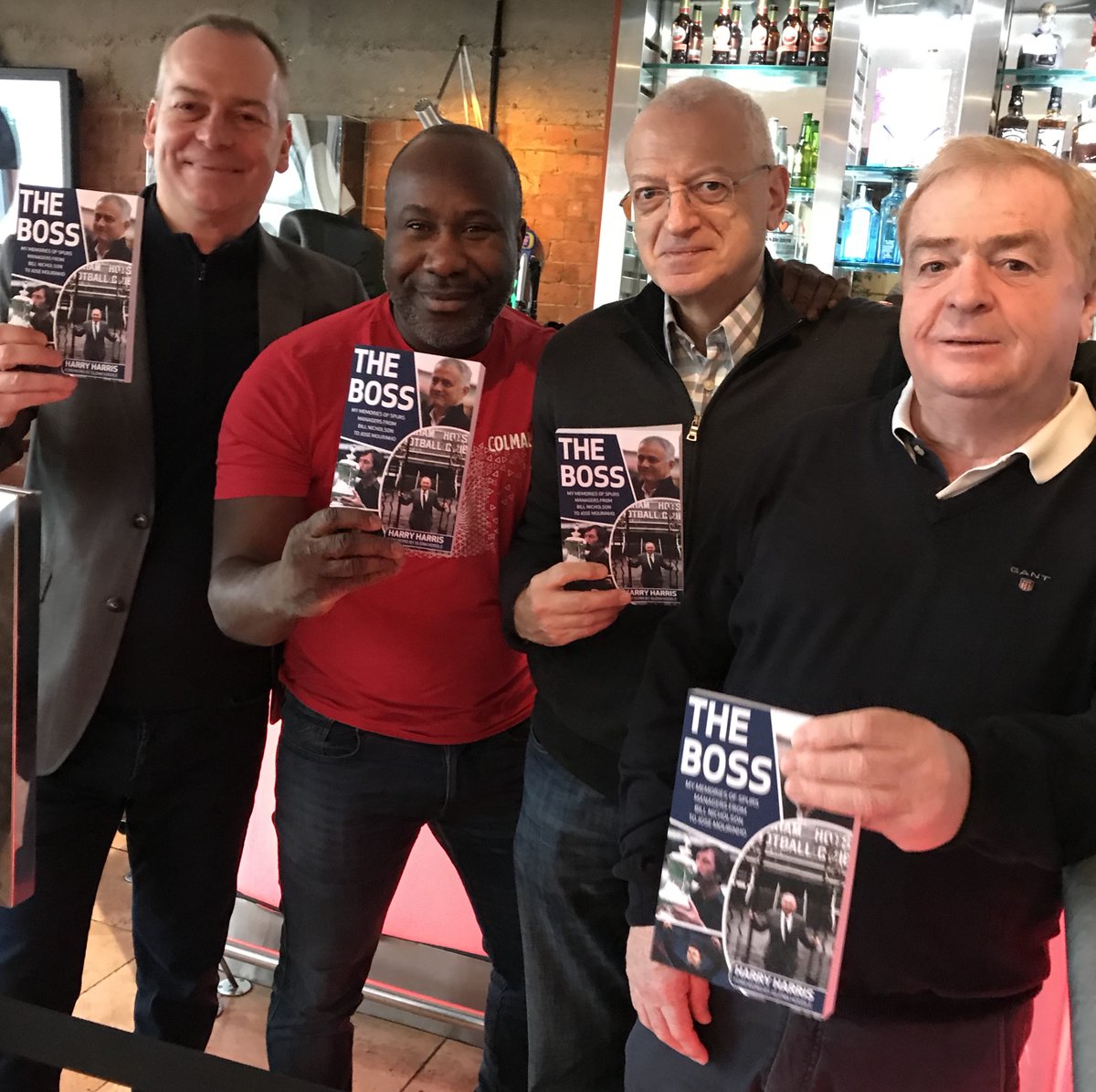 FLegends100's tweet photo. THE BOSS @amazonUk Great place for footie stars, enjoy all our footie book launches there @PHLondon Alex is big Spurs fan and will be hoping for a trophy https://t.co/3KJV42fZX2