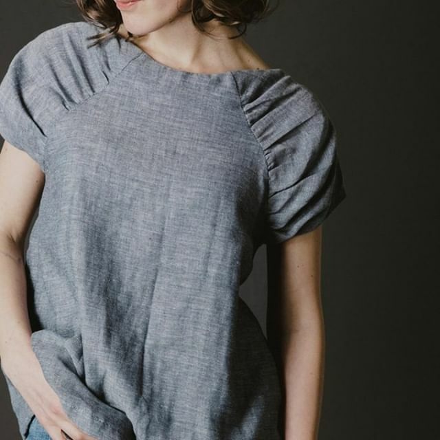 ohmypattern's tweet photo. Le patron que vous avez plébiscité cette semaine est la blouse Jude de ReadyToSew ! ❤️
-
Une blouse à manches raglans
Le patron est en version PDF
Une variante robe est aussi disponible !
-
#patrondelasemaine #jevote #blousejude #patronblouse #readytosew… https://t.co/v1WHMFbmsp https://t.co/jCg6DrXwGy