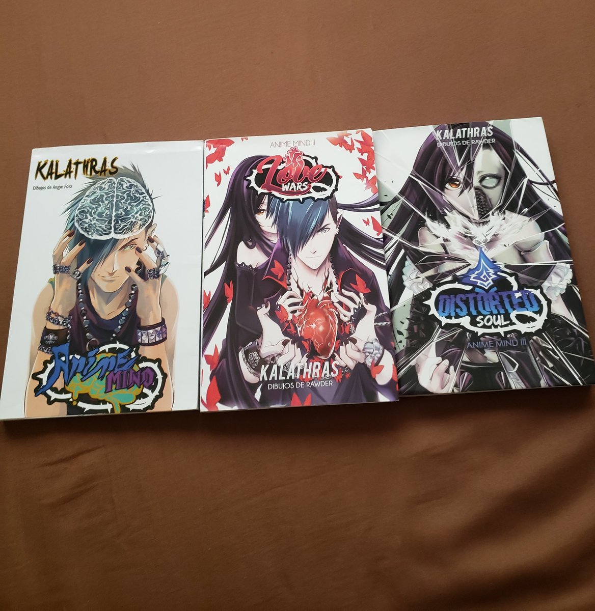 MStarkk's tweet photo. @Lolweapon @AnimemindO  al fin los 3. https://t.co/Z1Wjf11NHx