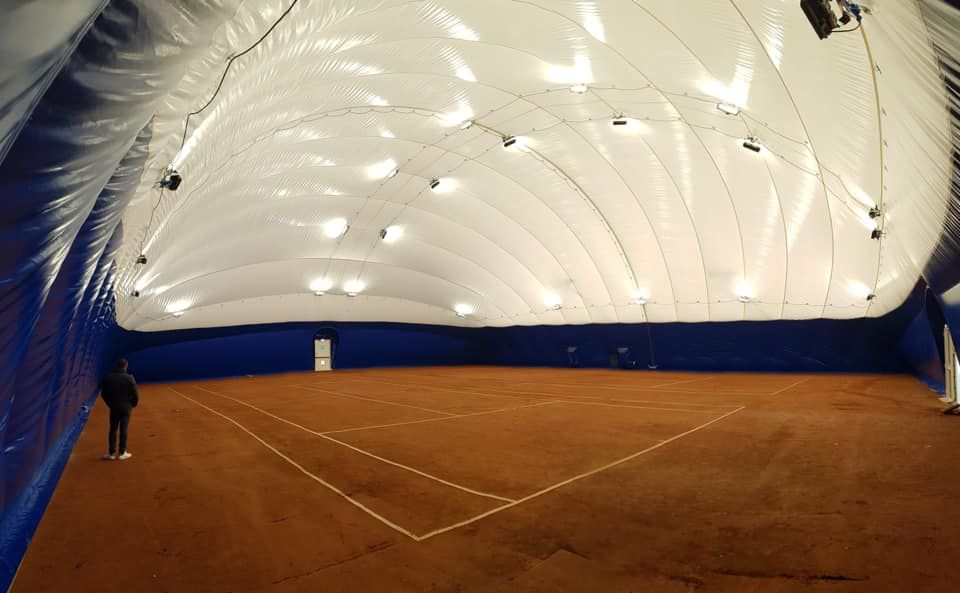 maffeisengineer's tweet image. The UK’s National Tennis Centre in Roehampton, South West London, is now covered by an Airdome designed by Maffeis Engineering and constructed by CIS 2000 - Cover Technology.
#MaffeisEngineering #CIS2000 #airsupportedstructure #NTC #AirSupported #AirDome

sporteimpianti.it/en/notizie/roe…