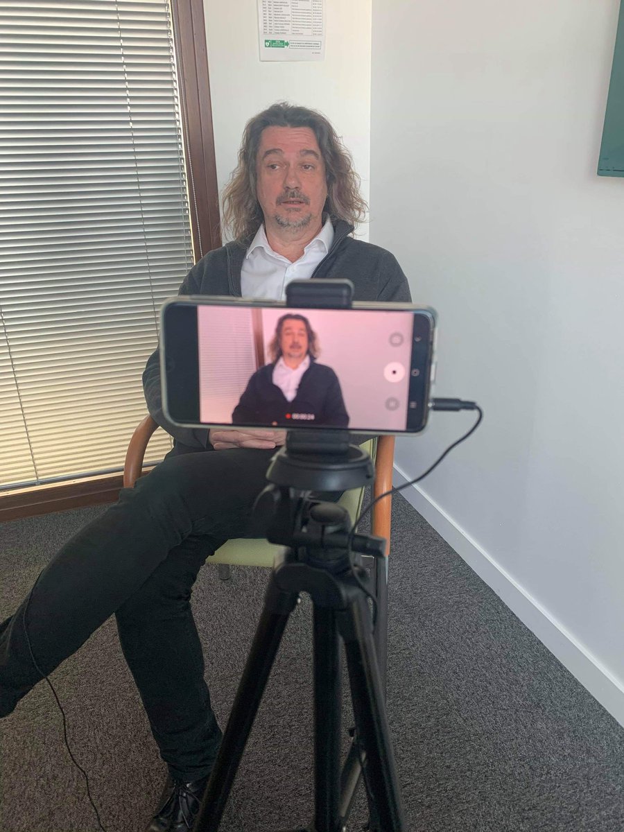 cciseinestuaire's tweet photo. 🚗 La CCI mobile est restée au garage, Christophe Colomer est allé à notre rencontre pour témoigner de son expérience des Rencontres sans CV. Restez connectés !
#lrscv #emploi #recruterautrement https://t.co/LxChUrOt19