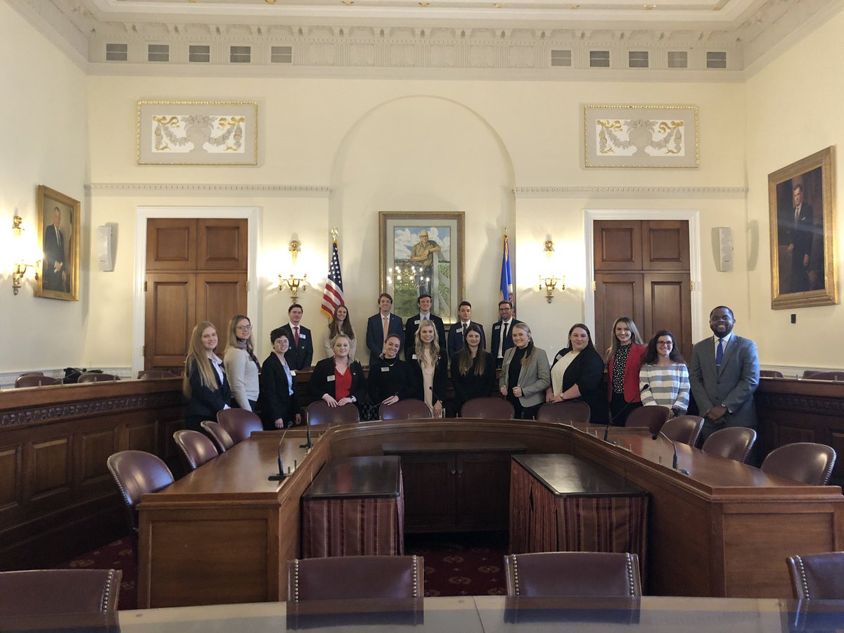 ash_McLeod's tweet photo. It’s so nice to hear from fellow @UF Gator Christian Pierre-Canel from @RepAlLawsonJr’s office. Great advice on how to land a D.C. internship. @UFAEC @UFCALS #policycomm https://t.co/CBnibfrWz9