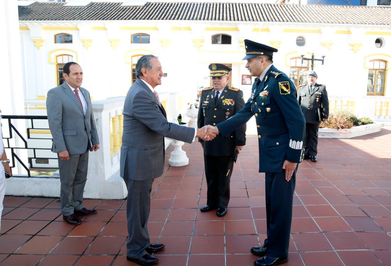 httpspbstwimgcommediaESMsgcyXYAU6Tm-formatjpgnamelarge