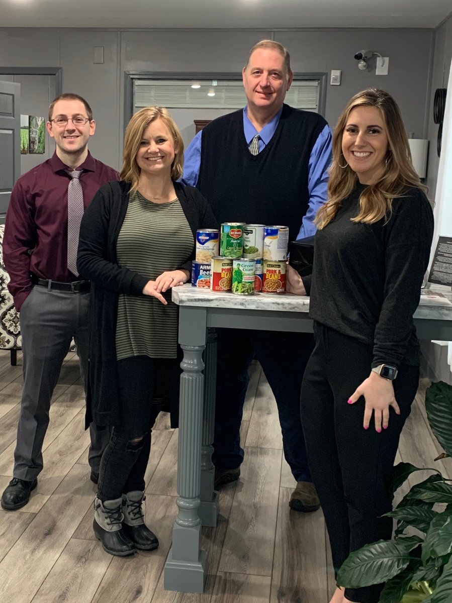 We are proud to partner with community organizations! We teamed up with the Kiwanis Club of Lawrence County and The Shelter for our second annual canned food drive! For more information or to partner with the Shelter visit theshelterinc.com/partner. #wecare #banklocal