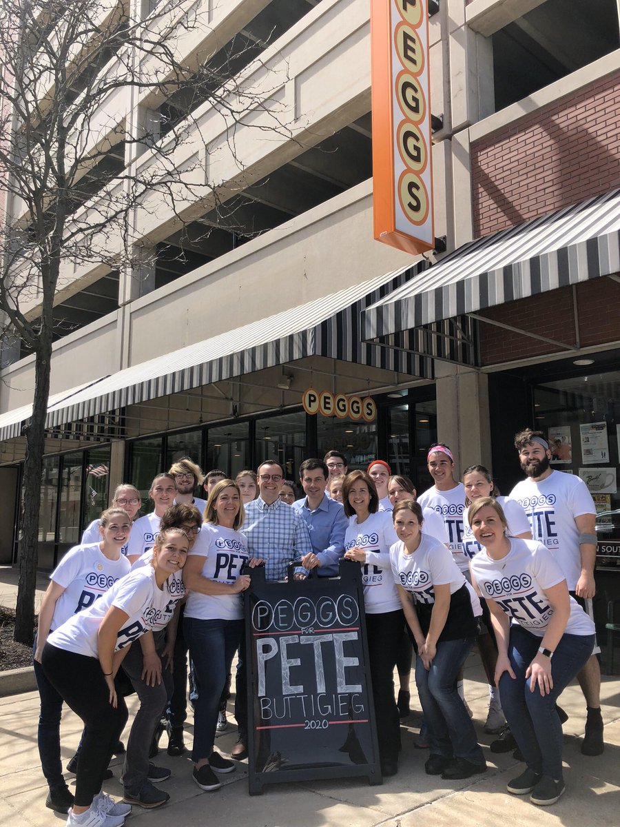 PEGGS_SouthBend's tweet image. Thank you to @PeteButtigieg and your entire campaign for all that you brought to our community! Your energy and enthusiasm will be missed. Take pride in a campaign well run! @Chas10Buttigieg 
#thankyoupete #mayorpete #teampete #PeteButtigieg