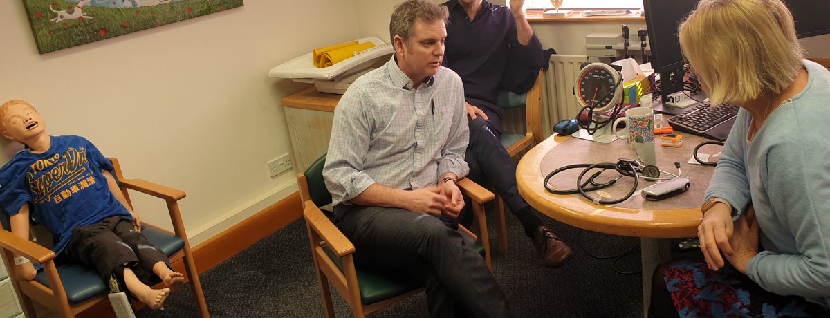 RDE_Sim's tweet photo. #Simjr wants to be a #GP 😃

#GPSim in #Exmouth today at Rolle medical partnership

#Seizure @epilepsyaction
#Asthma @asthmauk 

#Announce the emergency 💡🚨
🔠
#salbutamol 🌬
#teamwork https://t.co/ndfpn0K8wt