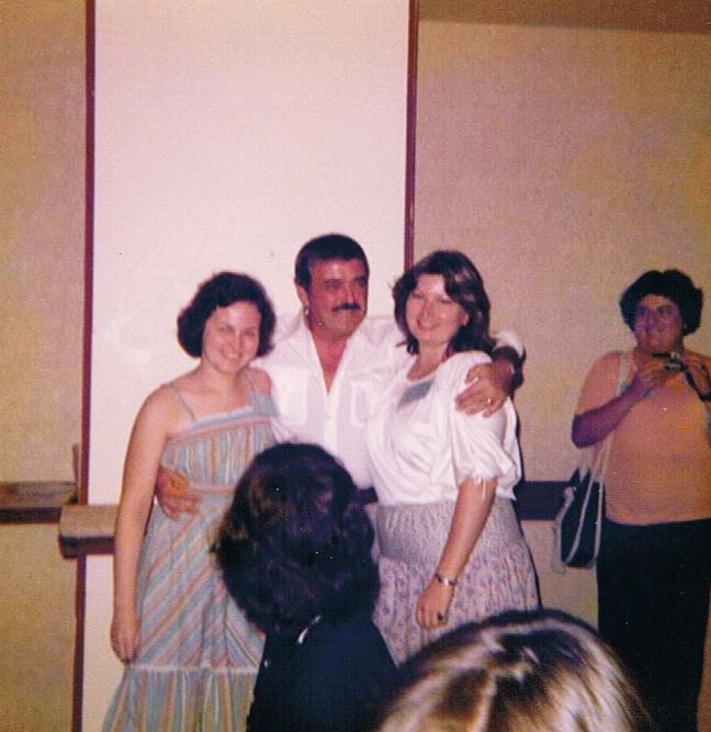NCBonnie1's tweet photo. Remembering #JimmyDoohan today on what would have been his 100th Birthday. Me on left back in 70's. Had told him my Mom had said I'd likely never meet any ST stars-he replied "Where is your Mom?-we'll show HER!!" & started to look! @ChrisDoohan https://t.co/MjlcqJmktd