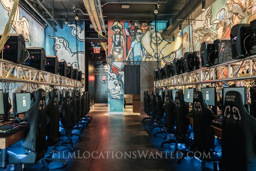 New York 6000 SQ FT Film - Event Venue - Video Game Arcade &amp; Broadcast Studio Available. OS NYC is a 6,000 square foot industrial event space with concrete floors, exposed columns, vaulted ceilings and boasts 70-foot mural by Ewok. filmlocationswanted.com/search-listing…