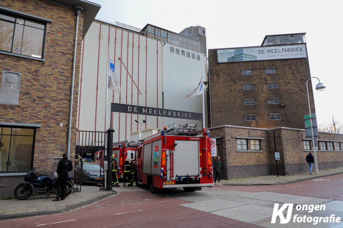 Melding brandweer Oosterkerkstraat Leiden inzake gebouwbrand